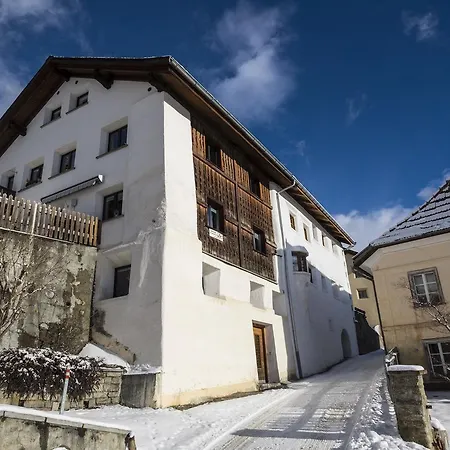 Chasa Archas Apartamento *